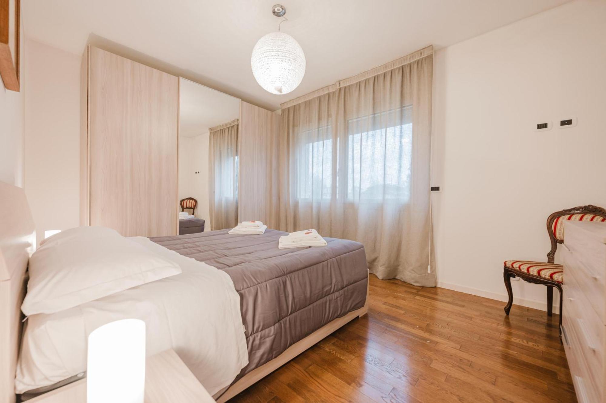 Lucrezia - 10 Min From & Free Parking Apartamento Venecia